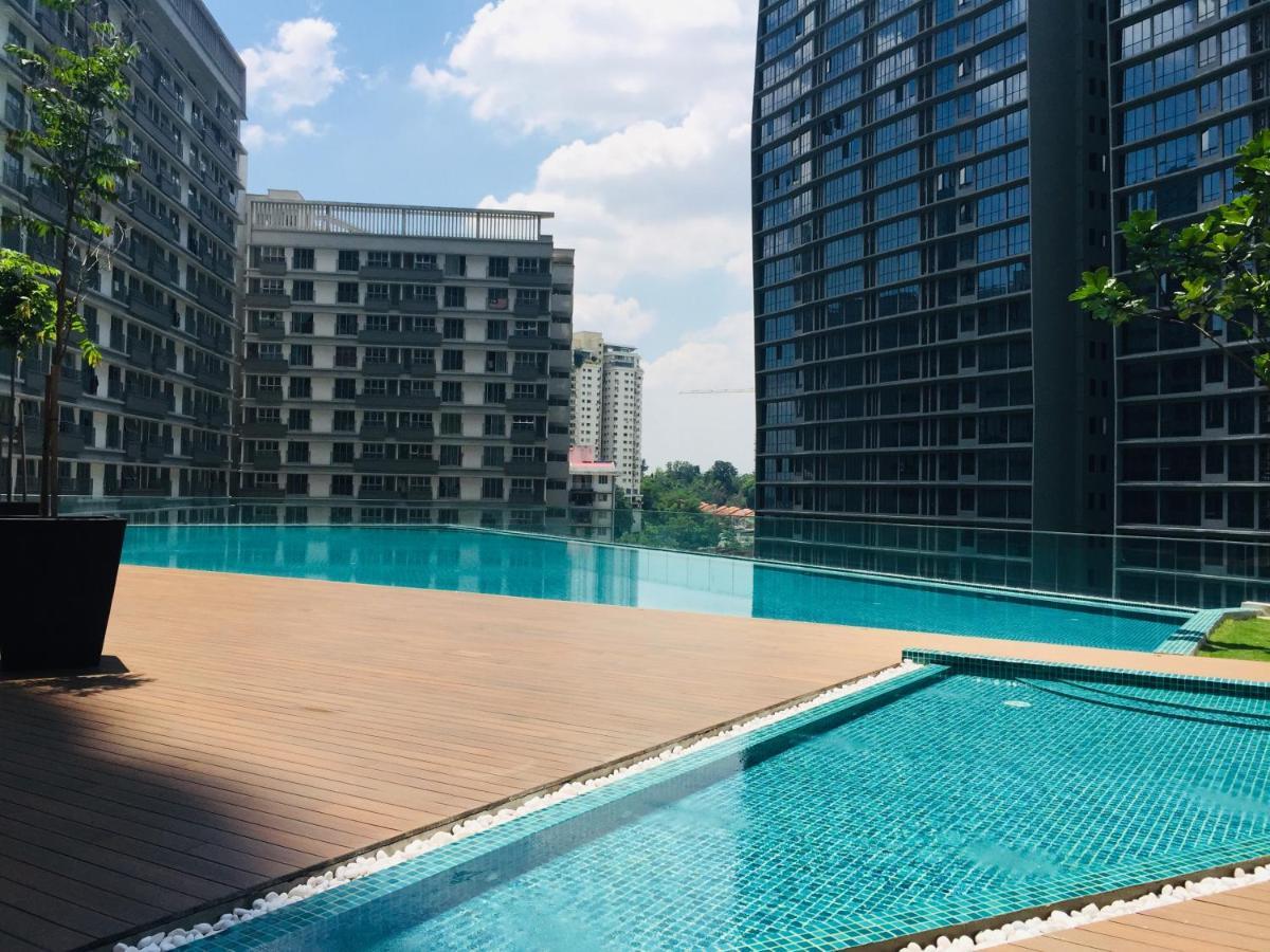 Klgateway Premium Residence Mid Valley Kuala Lumpur Exterior photo